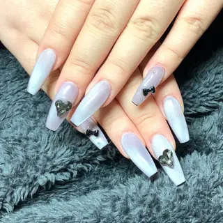 ネイル 美濃部 菜々のネイルデザイン