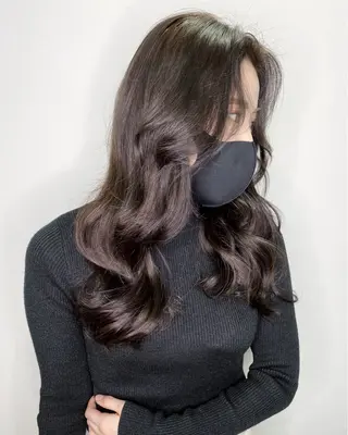 セミロング 💎馴染むエクステ ×カラーTOMO💎のヘアスタイル