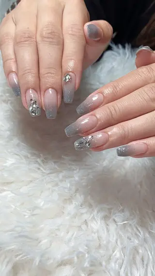 ネイル n o q r m. n a c h iのネイルデザイン