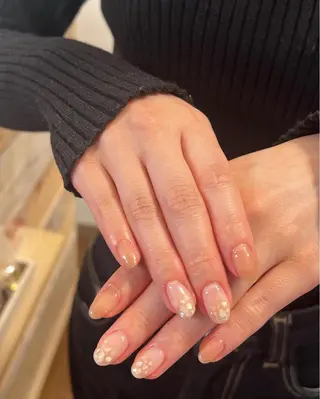 ネイル Nes.Nail所属・Miyagi Asamiのネイルデザイン