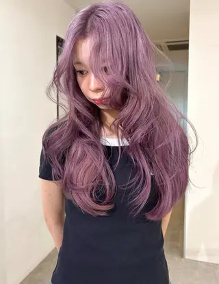 ロング カラー mizuki/ピンク ベージュ.レイヤーのヘアスタイル