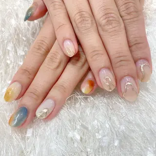 ネイル gluck(グリュック)所属・なかがわ まゆこのネイルデザイン