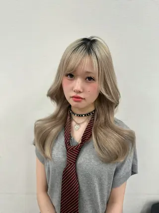 ロング カラー 上品モテヘア🩶 karen🩶のヘアスタイル