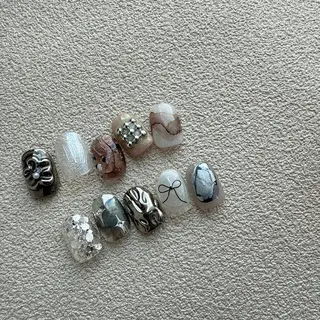 ネイル lilbondir. chiharuのネイルデザイン