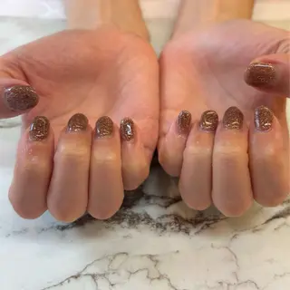 ネイル Honey Bee所属・Honey Bee Mikuのネイルデザイン