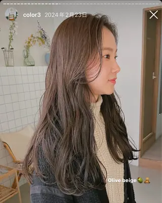 ロング ニイ/栄/ カラーリスト/ロングのヘアスタイル