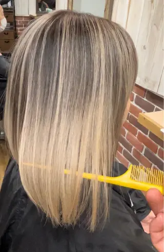 ミディアム カルラ　蒲田店所属・大久保寿高✨ なりたい色を叶える✨のヘアスタイル