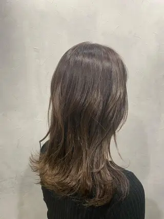 セミロング emi natukiのヘアスタイル