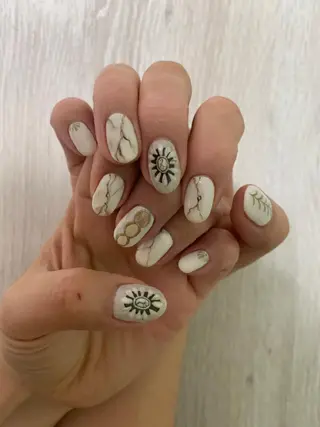 ネイル es nailのネイルデザイン