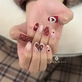 ネイル アトリエ　ミモザ所属・いまむら あかりのネイルデザイン