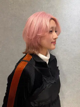 ミディアム カラー ハイトーン/ウルフ/ レイヤー/Asukaのヘアスタイル