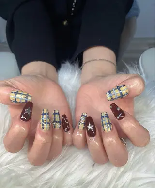 ネイル T. Leeのネイルデザイン