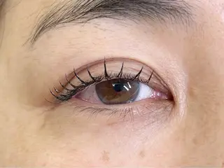 マツエク・マツパ Miroir EYELASH&BROW所属・Miroir Sunadaのマツエク・マツパデザイン