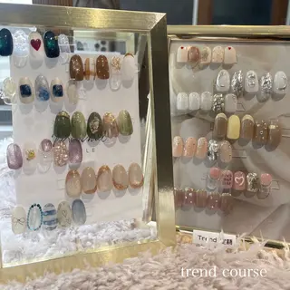 ネイル Renatus🤍 MISUZUのネイルデザイン