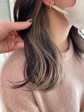 セミロング カラー 透明感カラー💐 スズキ　カホのヘアスタイル