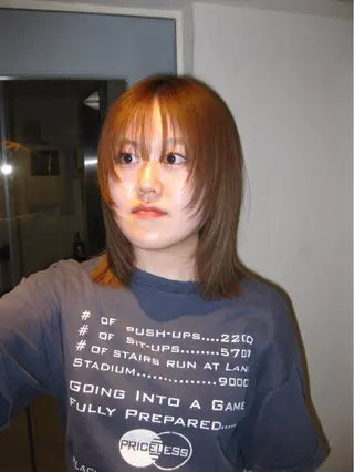 セミロング 今井 香奈恵のヘアスタイル