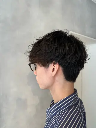 ショート パーマ メンズ 渋谷レイヤーカット/ 暖色艶カラー🩵高橋のヘアスタイル