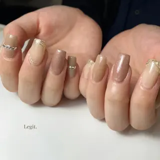 ネイル Legit nail salonのネイルデザイン