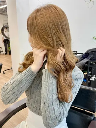 セミロング カラー ヘアアレンジ キッズ ネイル マツエク・マツパ アイブロウ 韓国風×透明感カラー 髪質改善オタベシンヤのヘアスタイル