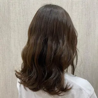 ミディアム カラー 🫧透け感⋆艶髪💎 山口アヤカのヘアスタイル