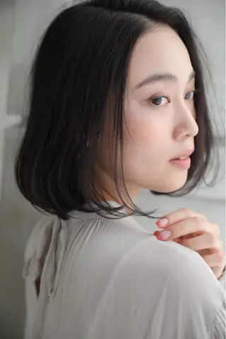 ミディアム 💎韓国カラー Giness坂下巧のヘアスタイル