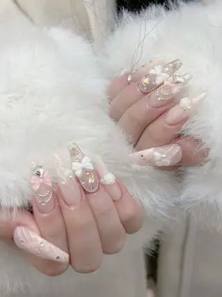 ネイル Julli ジュリのネイルデザイン