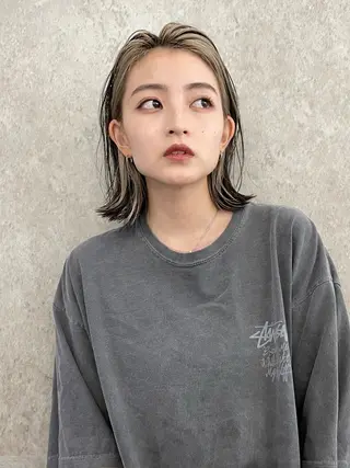 ショート カラー ALBUM GINZA所属・レイヤー特化 🎀モモカ🎀のヘアスタイル