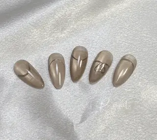 ネイル 太田 汐音のネイルデザイン