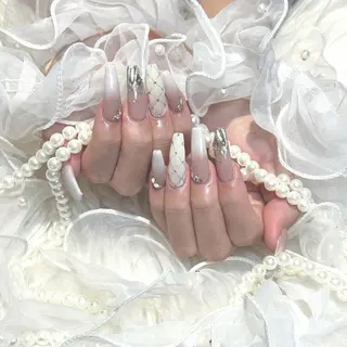 ネイル WISTERIA kozueのネイルデザイン