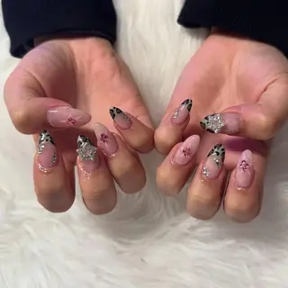 セミロング mao .のネイルデザイン