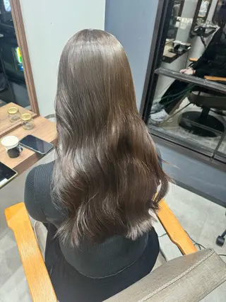 ロング 難波 茜のヘアスタイル