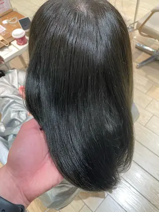 ミディアム カラー afloatkobe所属・美髪/髪質改善 川口凌弥のヘアスタイル