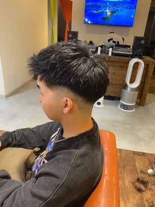 メンズ 桐畑 周のヘアスタイル