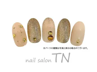 ミディアム 中島 実穂のネイルデザイン