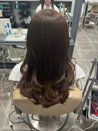 ロング アートラッシュフォーヘア所属・柴田 新菜のヘアスタイル