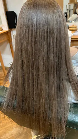 カラー little torichosuji所属・hinata ひなたのヘアスタイル