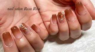 ネイル ネイルスタジオ シェイクユアハンズのネイルデザイン