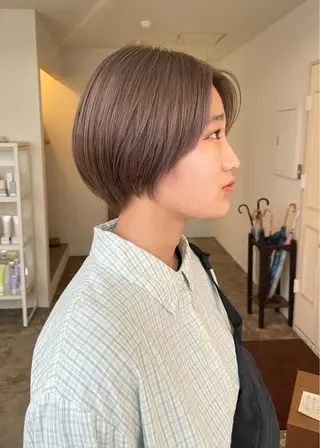 ショート カラー ヒナゴ トヨカズのヘアスタイル