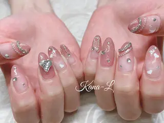 ネイル 芦辺 香奈のネイルデザイン