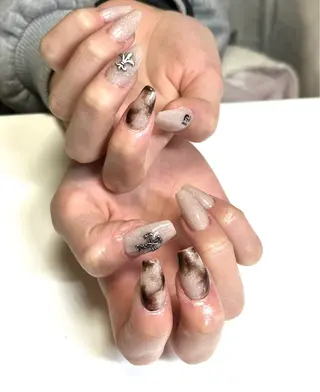 ネイル plaisir所属・plaisir プレジールネイルのネイルデザイン