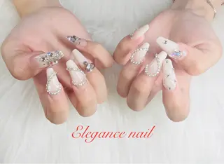ネイル Elegance Nail所属・Elegance Nail本厚木店舗のネイルデザイン