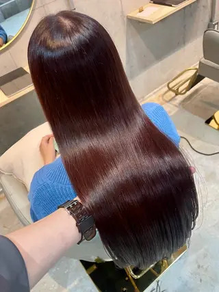 ロング QOO 戸越銀座所属・岩田 梨沙のヘアスタイル