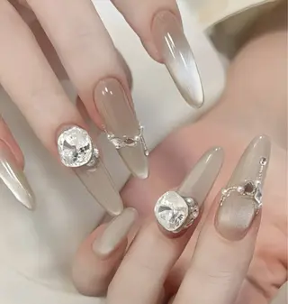 ネイル Tini ANA.CHUOのネイルデザイン