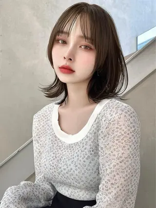 ミディアム カラー Saki/お悩み解決 /似合わせカットのヘアスタイル