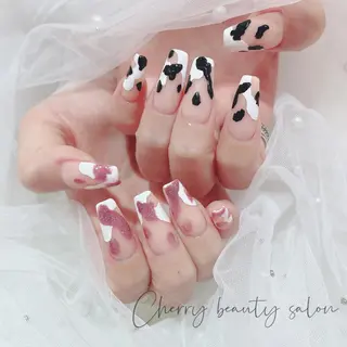 ネイル SAKURA 🍒のネイルデザイン