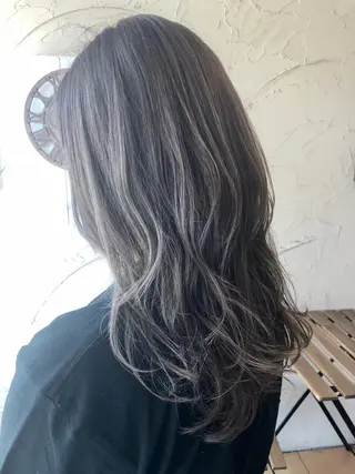 セミロング カラー Ichimura yurieのヘアスタイル