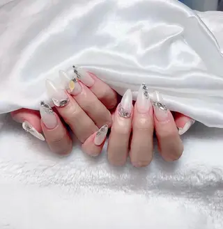 ネイル Amina nail salonのネイルデザイン