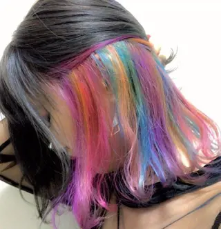 ショート カラー ホワイト&レイヤーカ ットエクステ長畠俊輔のヘアスタイル