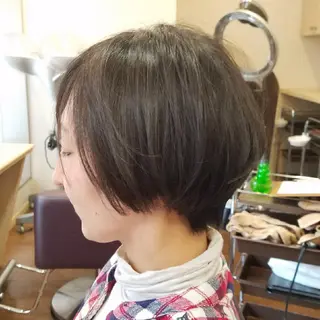 ショート 野口 まおのヘアスタイル