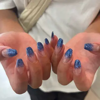 ネイル THEBALM sixネイル💅のネイルデザイン